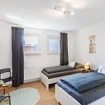 Vaz Haus Walsum Modernes Monteur- & Team-base Wlan, Kueche Duisburg