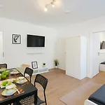 Vaz Haus Walsum Modernes Monteur- & Team-base Wlan, Kueche * Duisburg