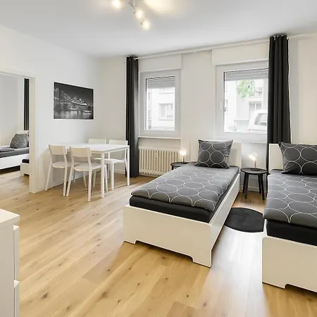 Vaz Haus Walsum Modernes Monteur- & Team-base Wlan, Kueche *