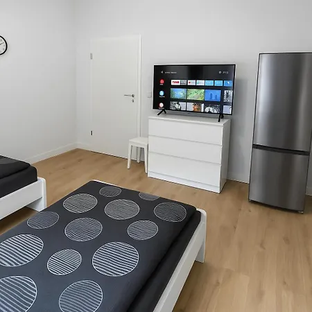 Vaz Haus Walsum Für Monteure, Küche, Terrasse, Tv, Parkplatz Apartment *