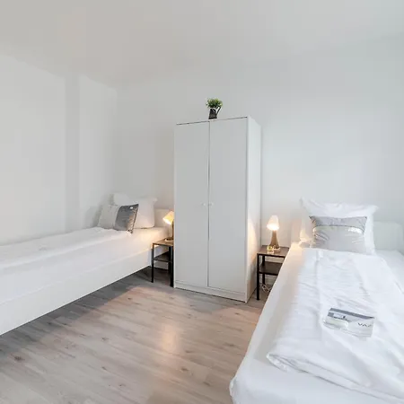 Vaz Haus Walsum Modernes Monteur- & Team-base Wlan, Kueche Duisburg
