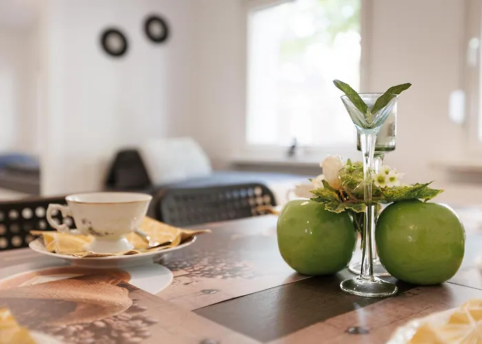 Апартаменты Vaz Haus Walsum Modernes Monteur- & Team-base Wlan, Kueche Дуйсбург