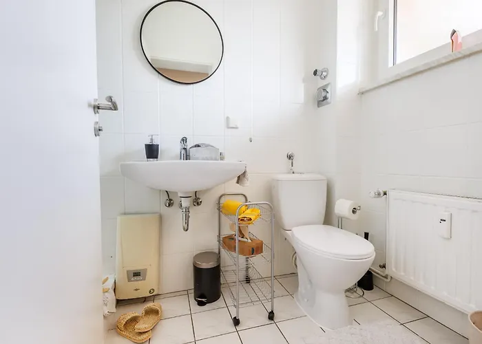 Vaz Haus Walsum Modernes Monteur- & Team-base Wlan, Kueche Апартаменты Дуйсбург