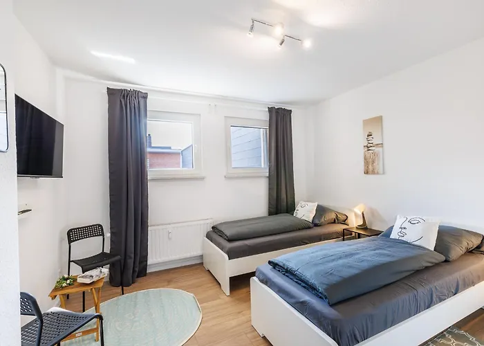 Vaz Haus Walsum Modernes Monteur- & Team-base Wlan, Kueche Дуйсбург